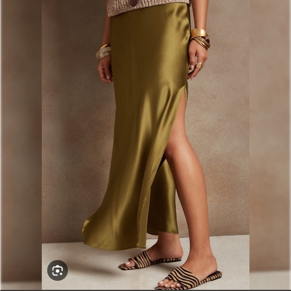 Banana Republic Dreamer silk maxi skirt M - Picture 1 of 10